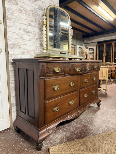 Mahogany chest drawers - chest,