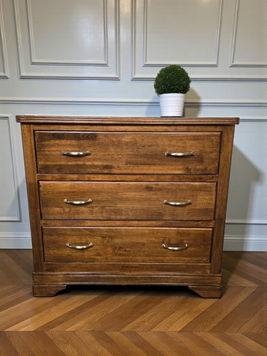 Modern mahogany three - three, drawer